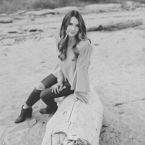 Meet your Posher, Hannah